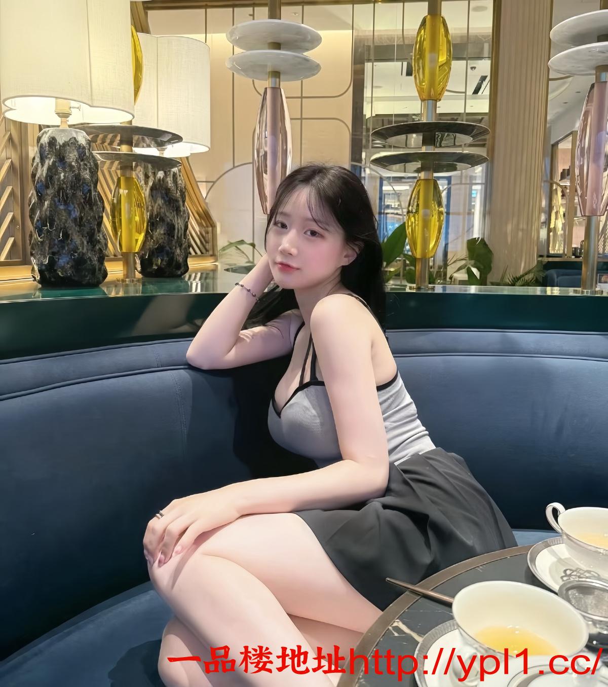 极品小美女逼紧水多