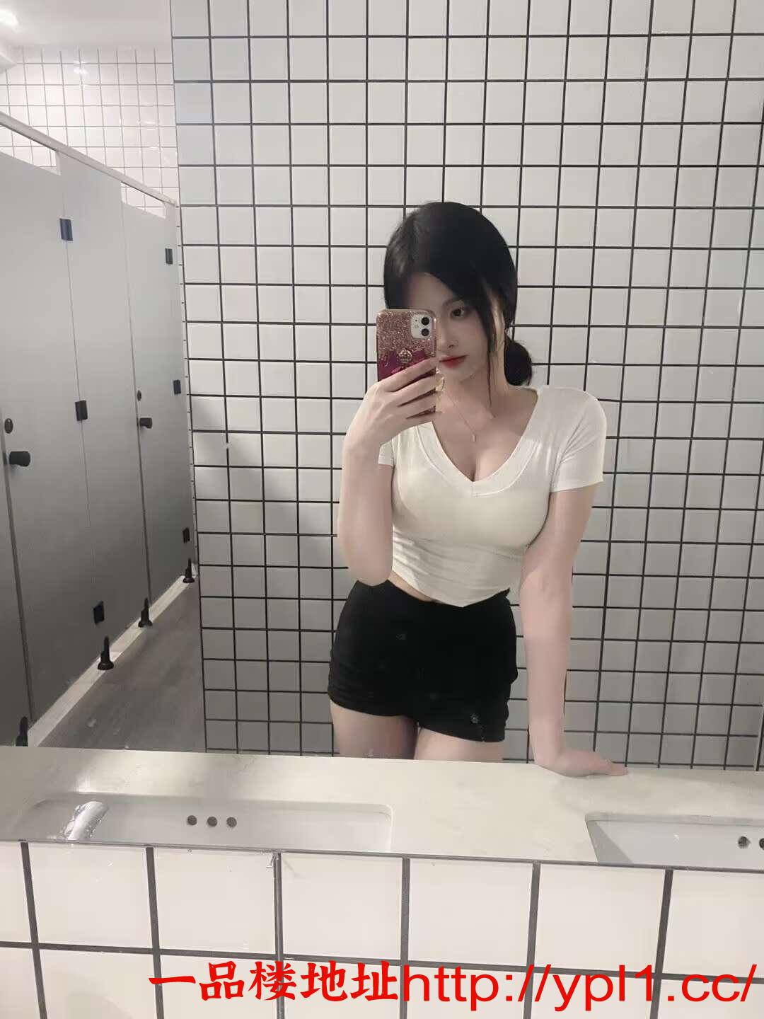 05后学妹暑假兼职赚生活费可内射吞精