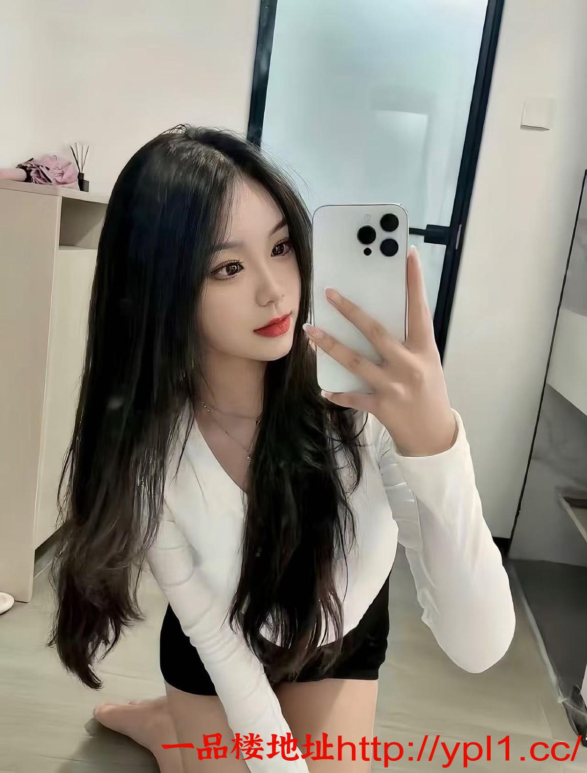 翘臀撒娇尤物舞蹈生妹妹