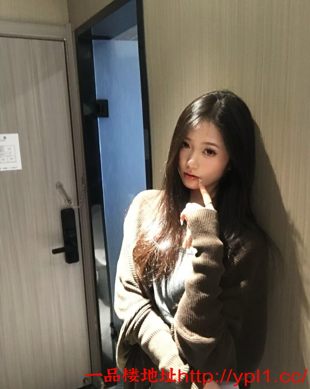 漳州在校学妹极品身材粉嫩鲍鱼兼职在外租房