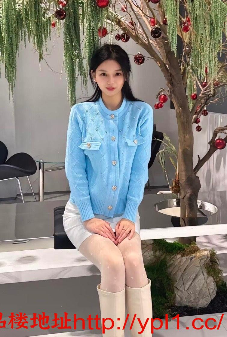 瑜伽老师S蜜桃臀可颜射