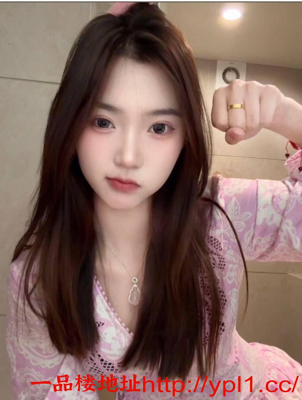 身材比例还可以的兼职模特《带体检报告可内射》