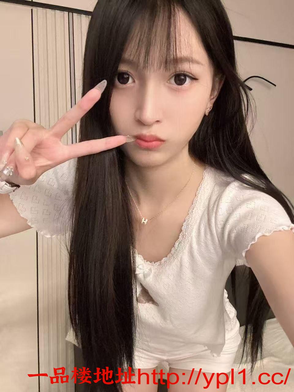 身材比例还可以的兼职模特《带体检报告可内射》