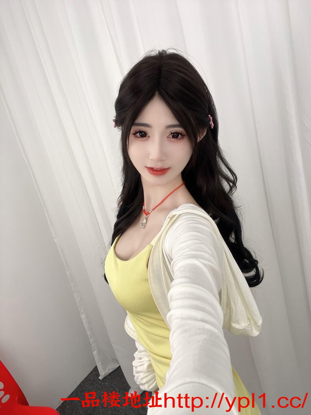 银川性感小妹兼职粉嫩穴紧女上很棒