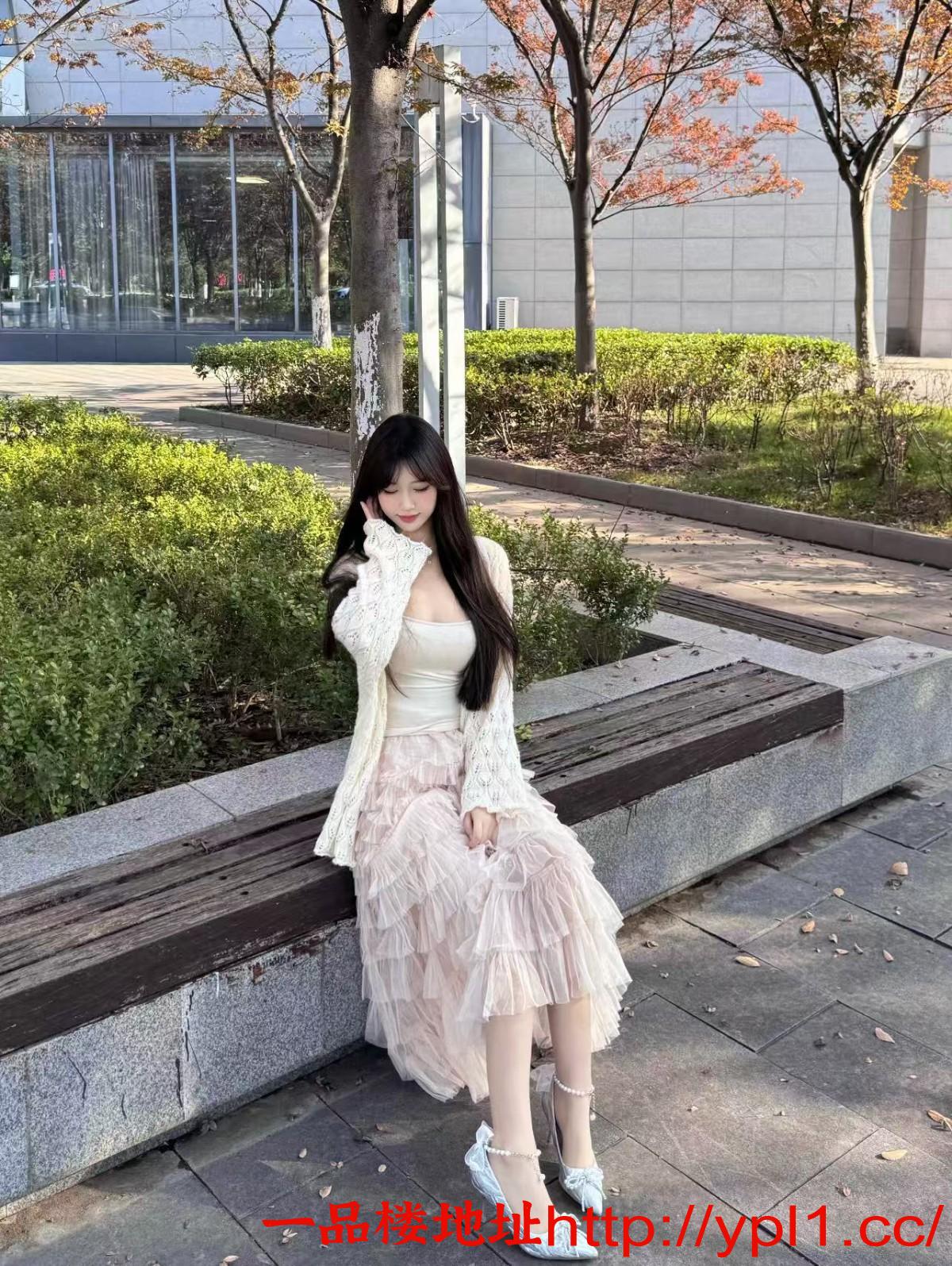 丰满性感小尤物水多穴美服务好会玩制服可外出