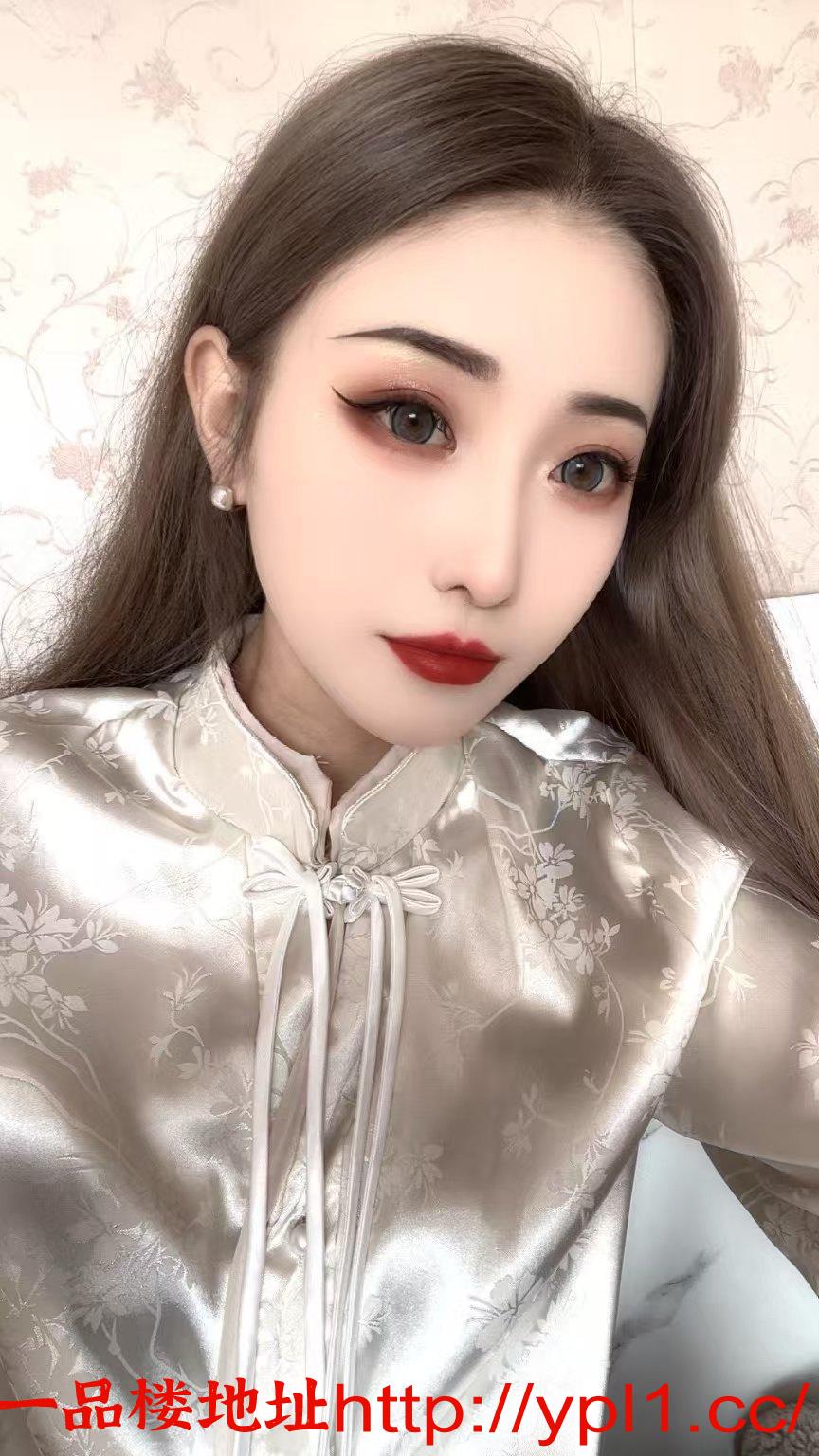 浙江湖州同城附近，在校生兼职，粉嫩，初次下海