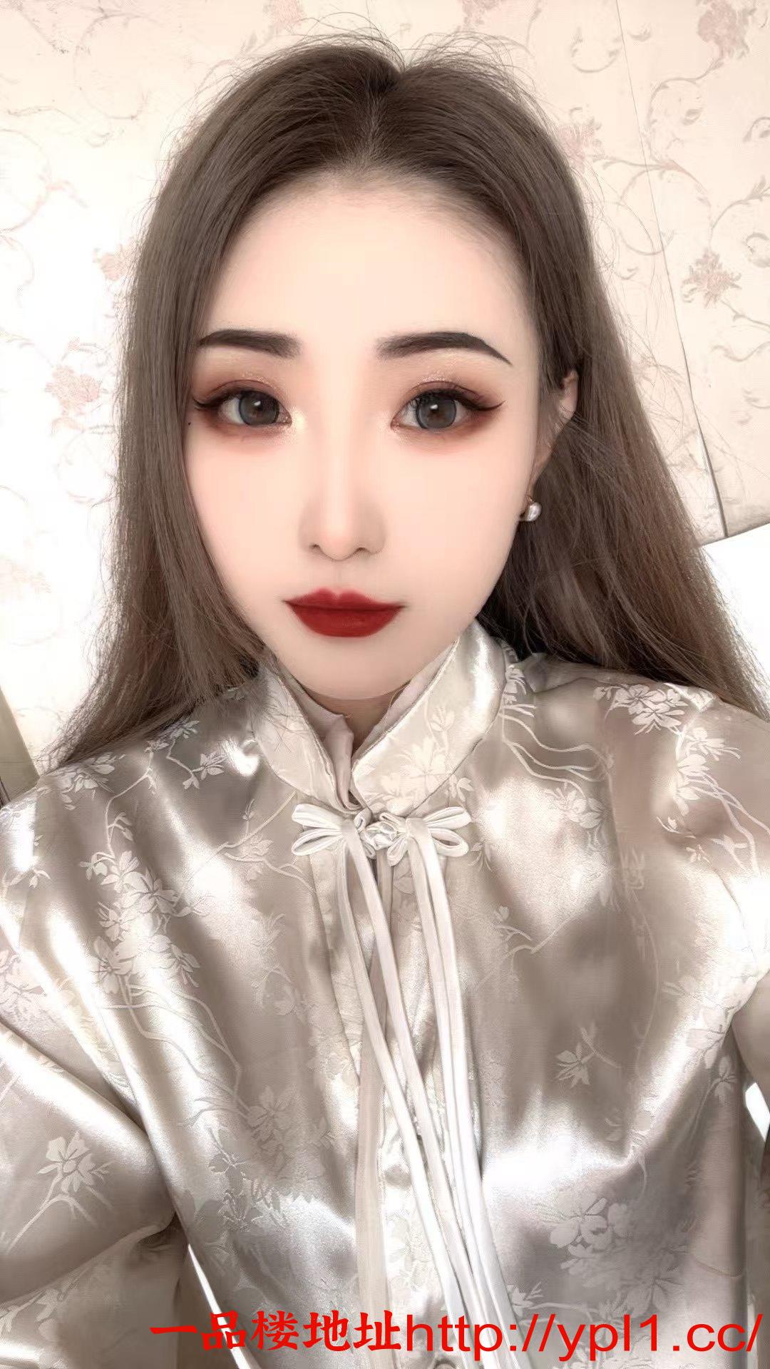 浙江湖州同城附近，在校生兼职，粉嫩，初次下海