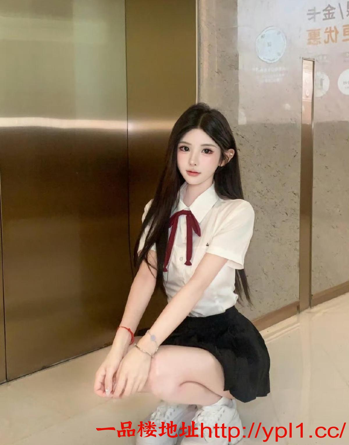 性感美女刚下海易高潮